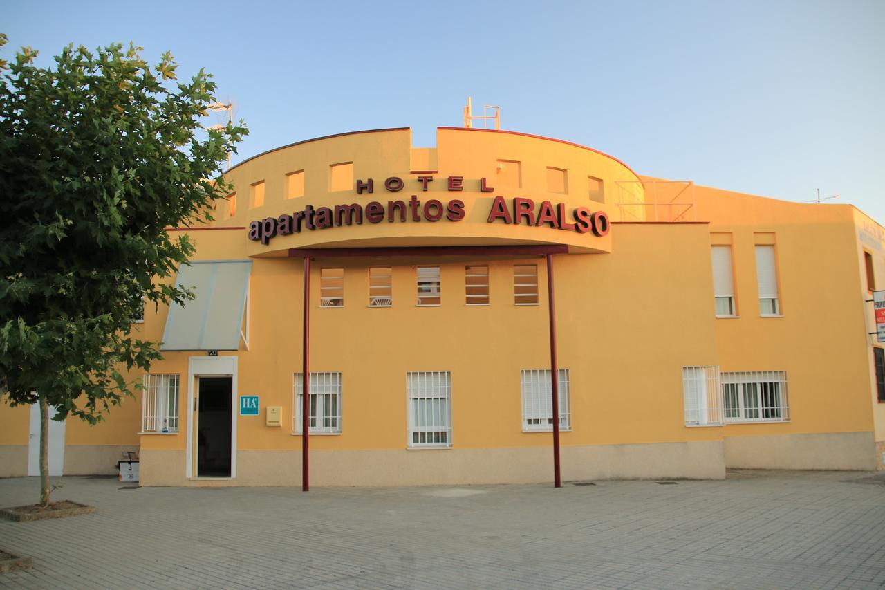 Hotel Apartamentos Aralso Sotillo La Lastrilla Esterno foto