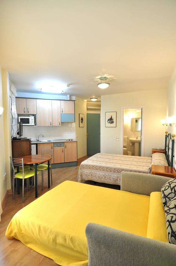 Hotel Apartamentos Aralso Sotillo La Lastrilla Esterno foto